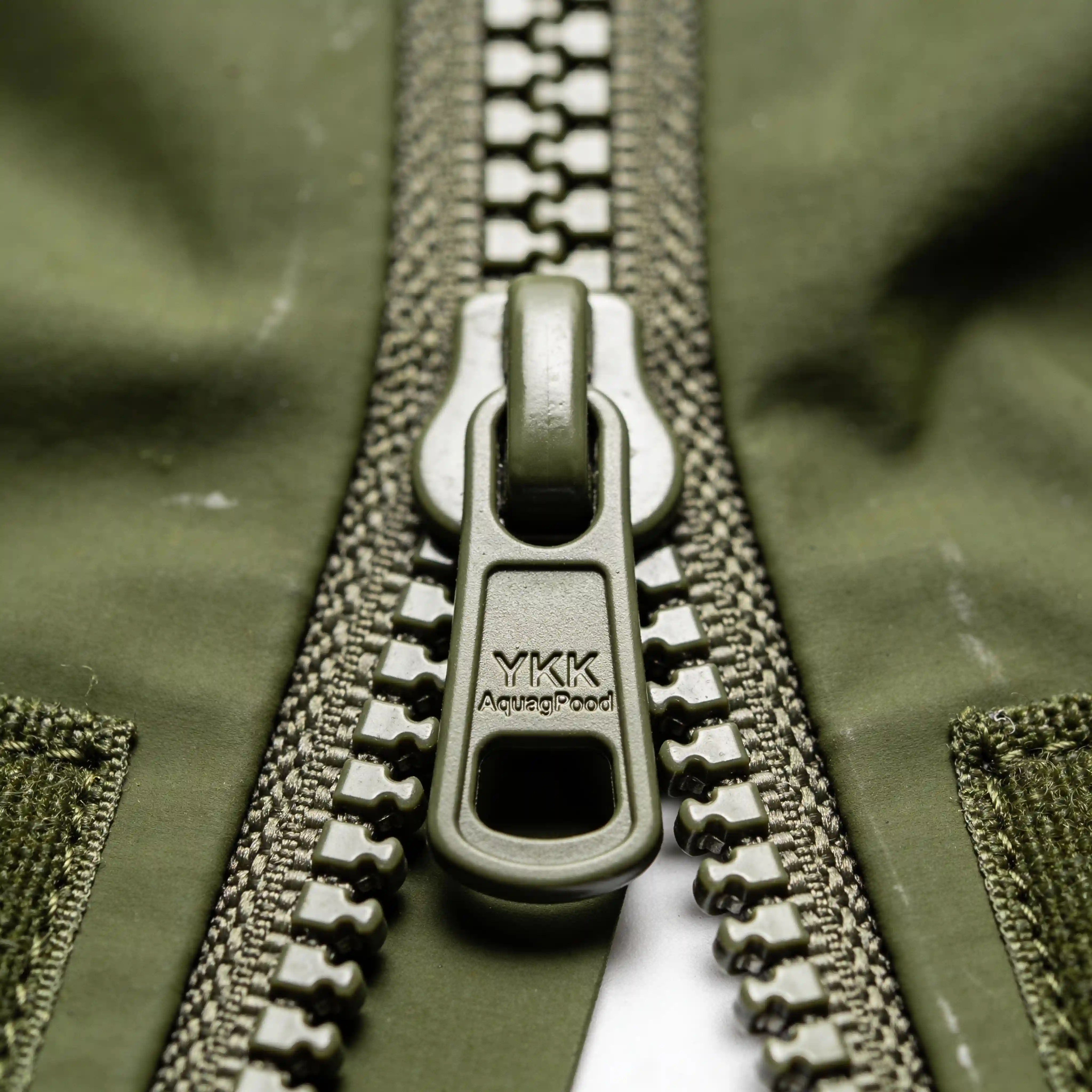 Detail — Aquaguard Zip