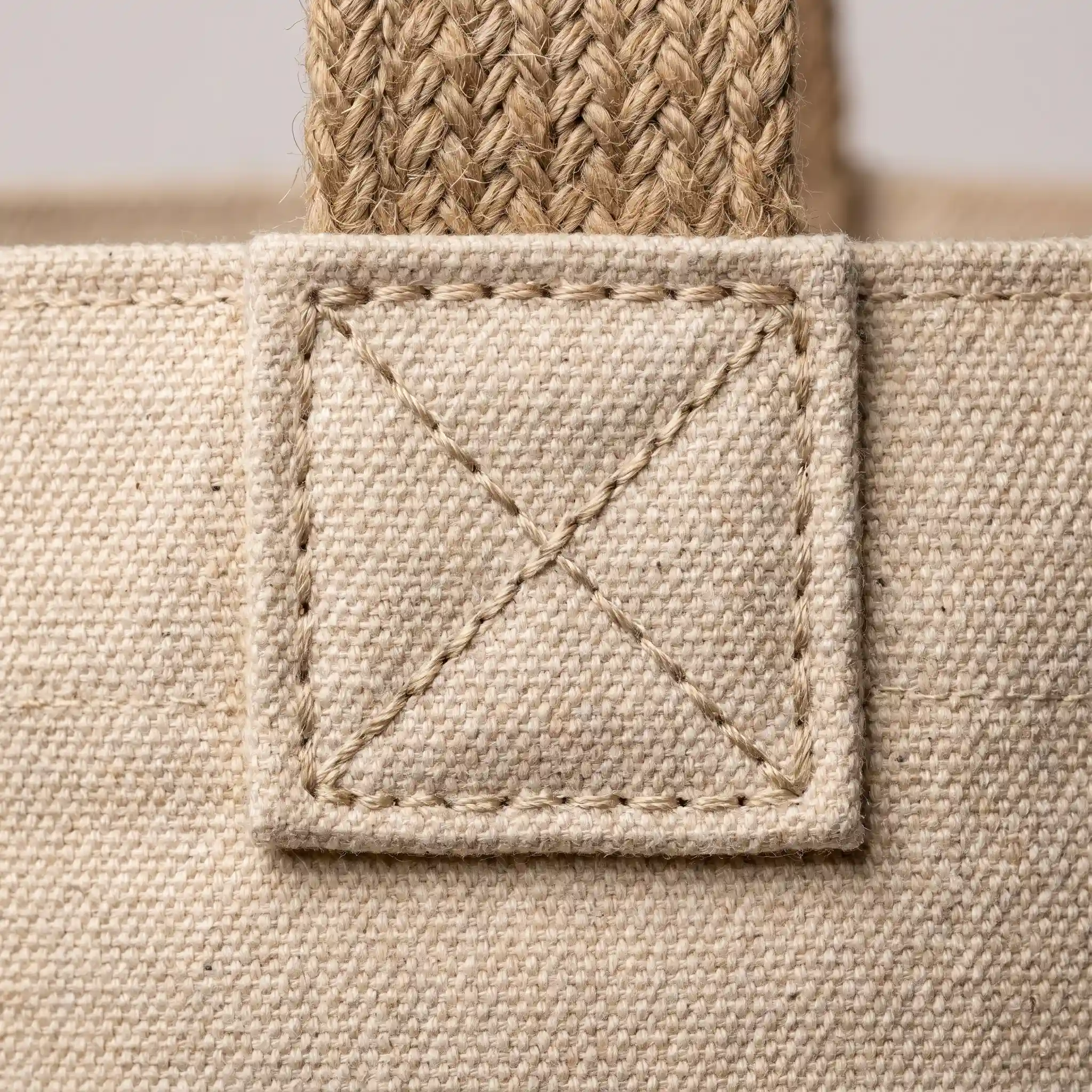 Detail — Box Stitch Handle